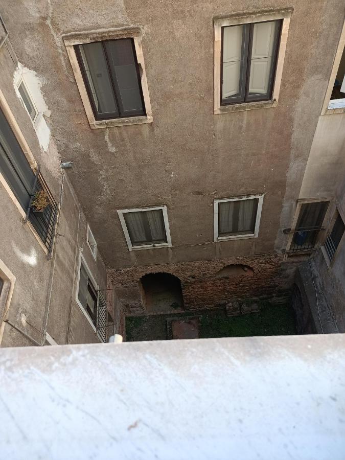 B&B Bella Stella Κατάνια Εξωτερικό φωτογραφία