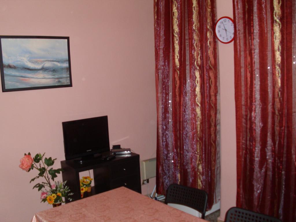 B&B Bella Stella Κατάνια Δωμάτιο φωτογραφία